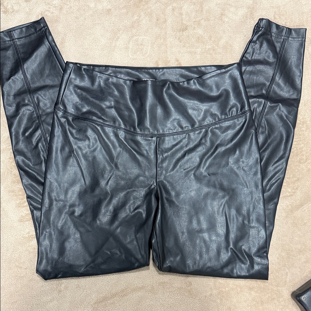 White House Black Market Black Runway Leggings